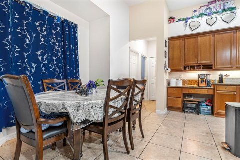 Villa ou maison à vendre à Apopka, Floride: 4 chambres, 222.04 m2 № 1525626 - photo 16