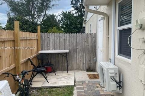 Casa en venta en Loxahatchee Groves, Florida, 3 dormitorios, 148.09 m2 № 1788476 - foto 21