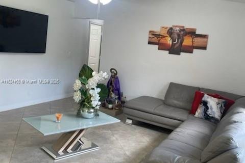 Casa en venta en Loxahatchee Groves, Florida, 3 dormitorios, 148.09 m2 № 1788476 - foto 3