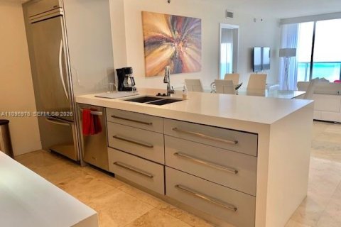 Copropriété à louer à Hallandale Beach, Floride: 3 chambres, 155.61 m2 № 2154283 - photo 6