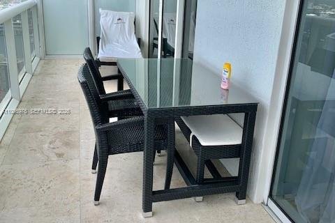 Copropriété à louer à Hallandale Beach, Floride: 3 chambres, 155.61 m2 № 2154283 - photo 18