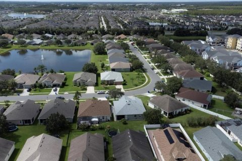 Casa en venta en Kissimmee, Florida, 4 dormitorios, 212.47 m2 № 1909450 - foto 24