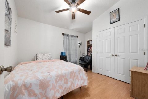 Casa en venta en Kissimmee, Florida, 4 dormitorios, 212.47 m2 № 1909450 - foto 17