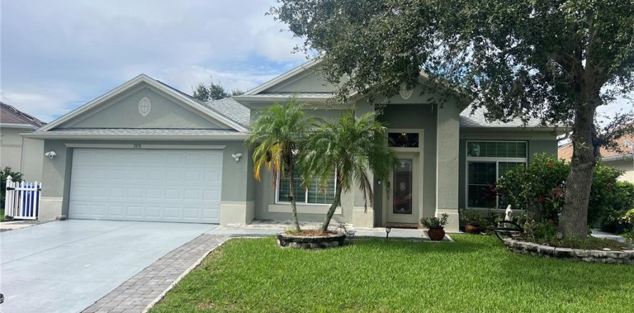 Casa en Kissimmee, Florida 4 dormitorios, 212.47 m2 № 1909450