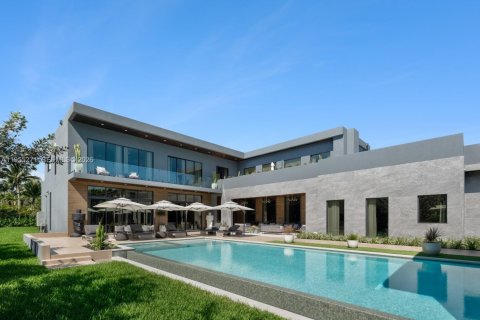 Купить виллу или дом в Пайнкрест, Флорида 6 спален, 922.98м2, № 2009534 - фото 13