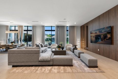 Купить виллу или дом в Пайнкрест, Флорида 6 спален, 922.98м2, № 2009534 - фото 26