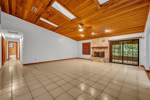 House in Oviedo, Florida 3 bedrooms, 180.04 sq.m. № 1833291 - photo 4