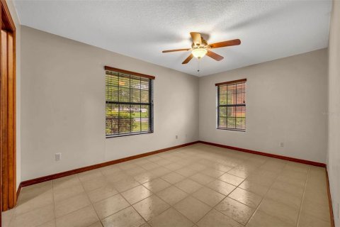House in Oviedo, Florida 3 bedrooms, 180.04 sq.m. № 1833291 - photo 18