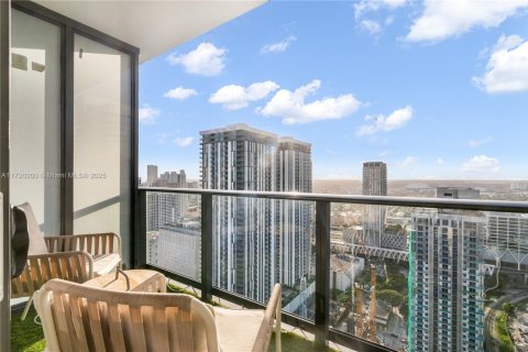 Condo in Miami, Florida, 1 bedroom № 2088666 - photo 30