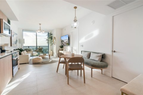 Condo in Miami, Florida, 1 bedroom № 2088666 - photo 23