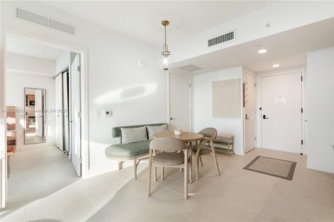 Condo in Miami, Florida, 1 bedroom № 2088666 - photo 26