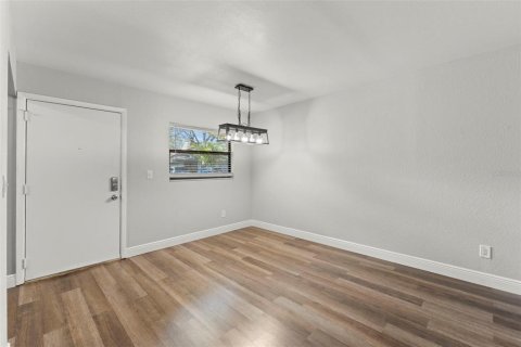 Condo in Clearwater, Florida, 1 bedroom  № 2101830 - photo 13
