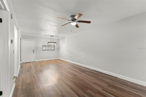Condo in Clearwater, Florida, 1 bedroom  № 2101830 - photo 17
