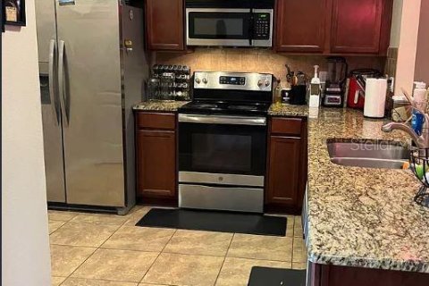Adosado en venta en Tampa, Florida, 3 dormitorios, 144 m2 № 2213441 - foto 5