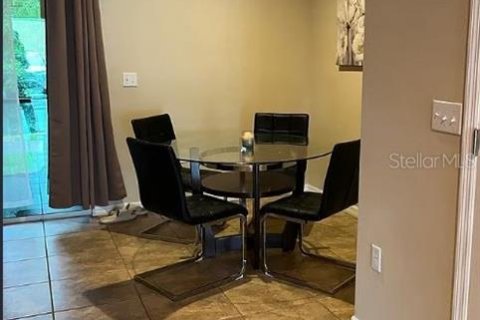 Adosado en venta en Tampa, Florida, 3 dormitorios, 144 m2 № 2213441 - foto 6