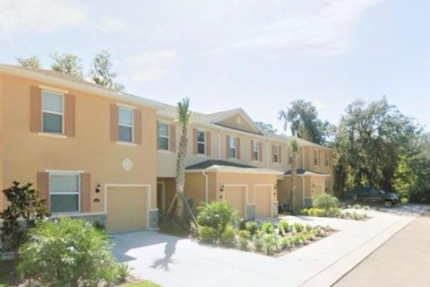 Townhouse in Tampa, Florida 3 bedrooms, 144 sq.m. № 2213441