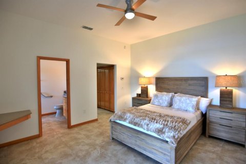Casa en venta en Summerfield, Florida, 6 dormitorios, 677.35 m2 № 2118760 - foto 27