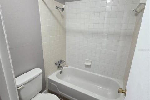 Купить кондоминиум в Гейнсвилл, Флорида 5 комнат, 81.38м2, № 2148304 - фото 6