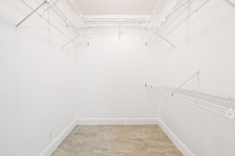 Купить кондоминиум в Помпано-Бич, Флорида 3 комнаты, 150.5м2, № 2083811 - фото 13