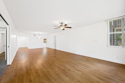 Купить кондоминиум в Помпано-Бич, Флорида 3 комнаты, 150.5м2, № 2083811 - фото 6