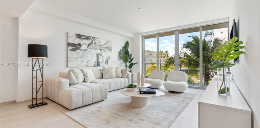 Condo à Bay Harbor Islands, Floride, 3 chambres № 2079689