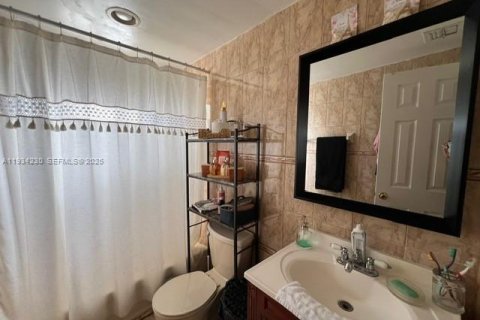 Снять в аренду кондоминиум в Майами, Флорида 3 спальни, 96.62м2, № 1992648 - фото 17