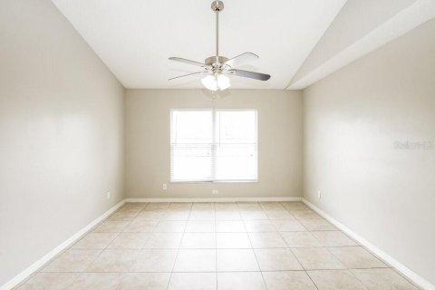 House in Davenport, Florida 3 bedrooms, 152.73 sq.m. № 1905244 - photo 8