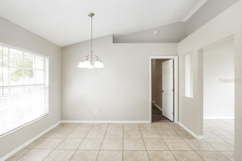 House in Davenport, Florida 3 bedrooms, 152.73 sq.m. № 1905244 - photo 4