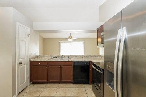 House in Davenport, Florida 3 bedrooms, 152.73 sq.m. № 1905244 - photo 6