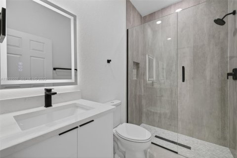 Купить виллу или дом в Лихай-Эйкерс, Флорида 4 спальни, 148.64м2, № 1991428 - фото 18