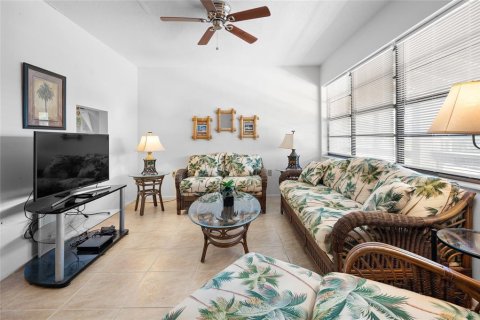 Condominio en venta en Englewood, Florida, 1 dormitorio, 60.11 m2 № 1367897 - foto 4