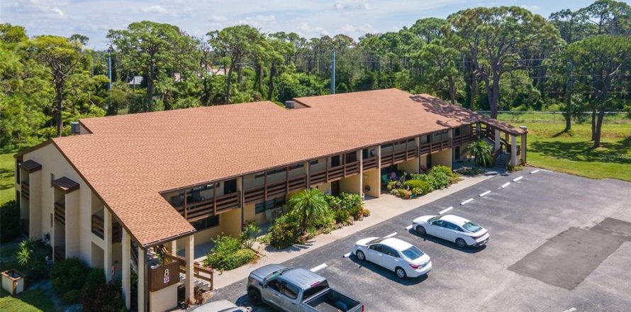 Condo in Englewood, Florida, 1 bedroom № 1367897
