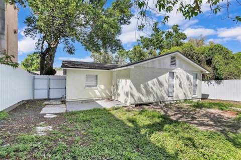 Casa en venta en Tampa, Florida, 3 dormitorios, 109.07 m2 № 1835115 - foto 6