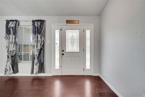 House in Orlando, Florida 4 bedrooms, 187.29 sq.m. № 1687703 - photo 4