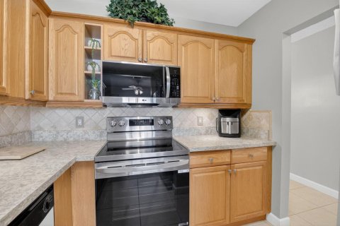 Condo in Delray Beach, Florida, 2 bedrooms  № 2081957 - photo 14