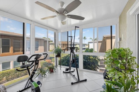 Condo in Delray Beach, Florida, 2 bedrooms  № 2081957 - photo 21