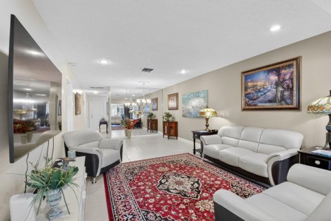 Condo in Delray Beach, Florida, 2 bedrooms  № 2081957 - photo 2