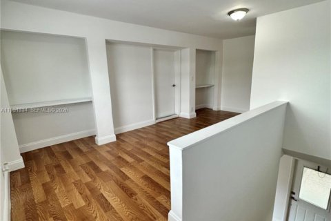 Casa en alquiler en Oakland Park, Florida, 3 dormitorios, 153.85 m2 № 2007315 - foto 18