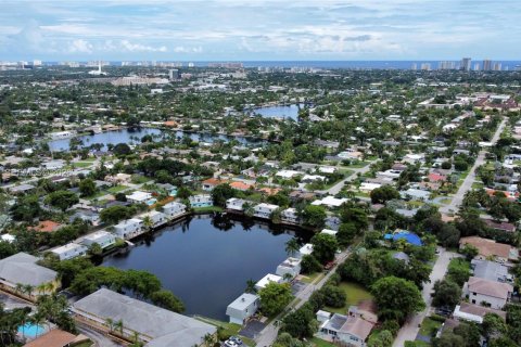 Casa en alquiler en Oakland Park, Florida, 3 dormitorios, 153.85 m2 № 2007315 - foto 27