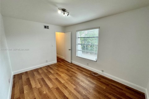 Casa en alquiler en Oakland Park, Florida, 3 dormitorios, 153.85 m2 № 2007315 - foto 26