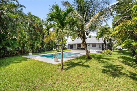 House in Stuart, Florida 3 bedrooms, 125.42 sq.m. № 1747073 - photo 16