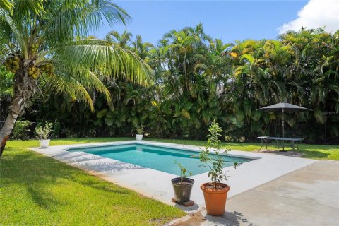 House in Stuart, Florida 3 bedrooms, 125.42 sq.m. № 1747073 - photo 17