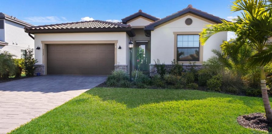 House in Port Charlotte, Florida 3 bedrooms, 188.31 sq.m. № 1827320