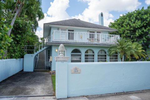 Villa ou maison à vendre à Palm Beach, Floride: 16 chambres, 637.68 m2 № 2087650 - photo 3