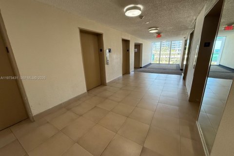 Снять в аренду кондоминиум в Санни-Айлс-Бич, Флорида 1 спальня, 92.07м2, № 2033805 - фото 19