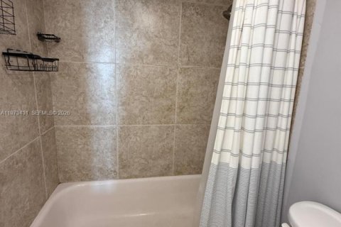 Снять в аренду кондоминиум в Санни-Айлс-Бич, Флорида 1 спальня, 92.07м2, № 2033805 - фото 14