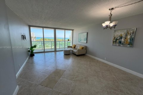 Снять в аренду кондоминиум в Санни-Айлс-Бич, Флорида 1 спальня, 92.07м2, № 2033805 - фото 5