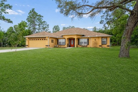 Casa en Beverly Hills, Florida 4 dormitorios, 246.75 m2 № 2095416