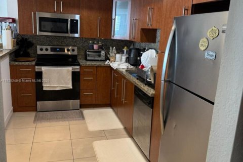 Condo in Sunny Isles Beach, Florida, 1 bedroom  № 1937048 - photo 3