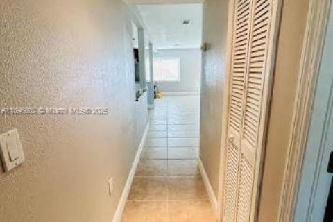 House in Punta Gorda, Florida 2 bedrooms № 2052800 - photo 20